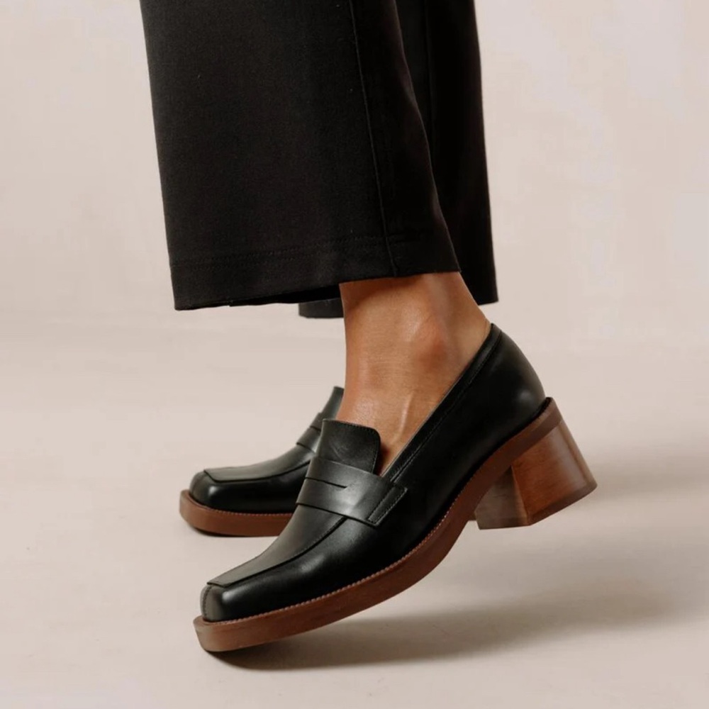 Alohas Roxanne Loafers size 38
